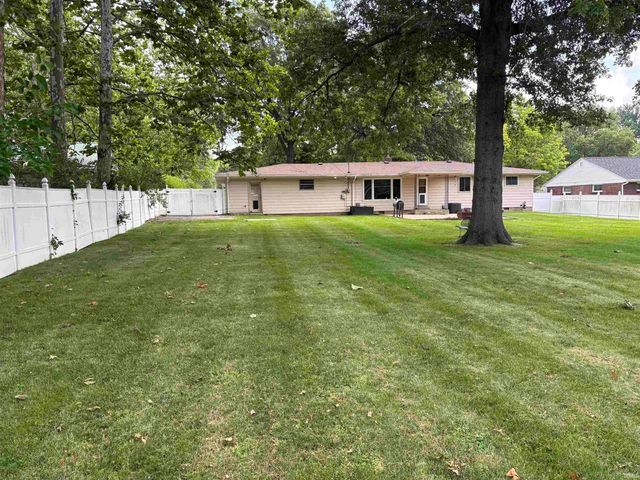 3936 Daner Drive, Fort Wayne, IN 46815