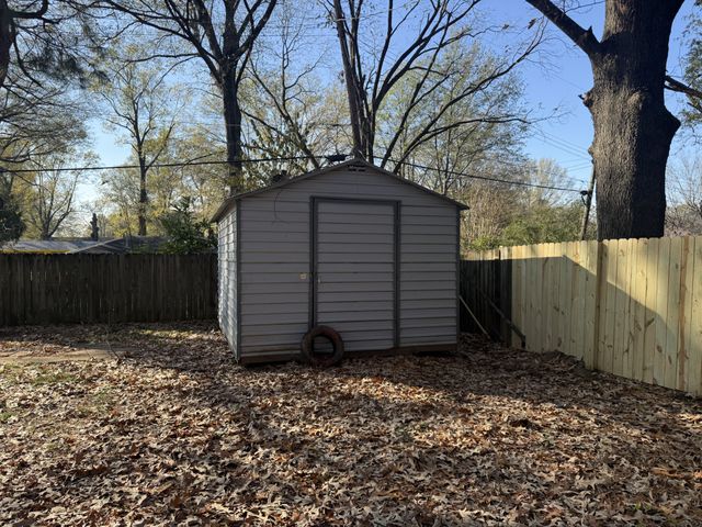 3687 Bedford Ln, Memphis, TN 38118