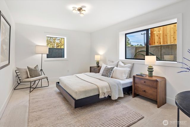 2515 35th Avenue W, Seattle, WA 98199