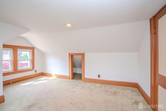 88 Coley Street, Woodbridge Proper, NJ 07095