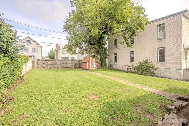 88 Coley Street, Woodbridge Proper, NJ 07095
