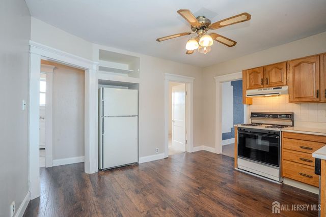 88 Coley Street, Woodbridge Proper, NJ 07095