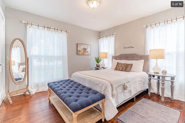 1201 W Alan Avenue, Carrollton, TX 75006