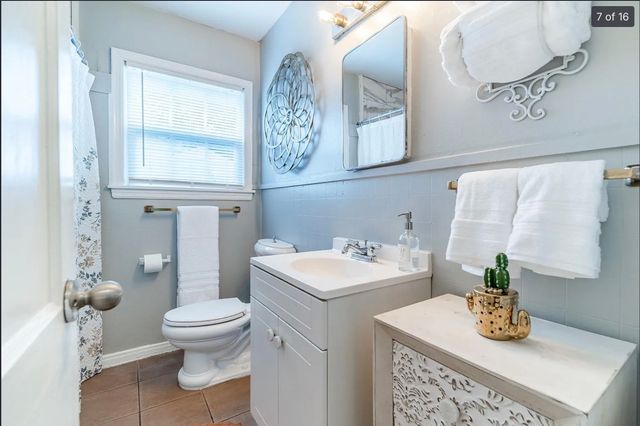 1201 W Alan Avenue, Carrollton, TX 75006