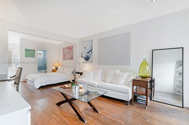 1050 Pennsylvania Ave 29, Miami Beach, FL 33139