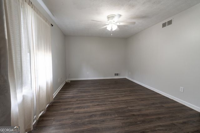 3802 Saddle Ridge Drive, Snellville, GA 30039
