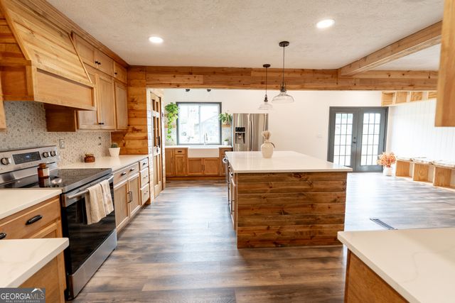 3802 Saddle Ridge Drive, Snellville, GA 30039