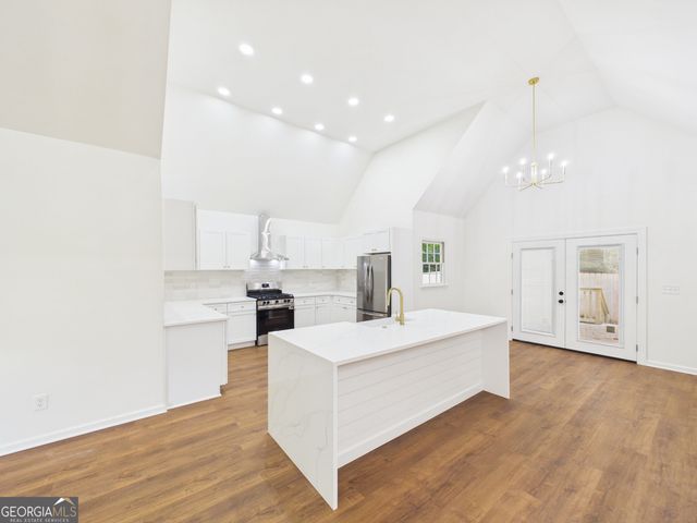 2855 Autumn Drive, Canton, GA 30115