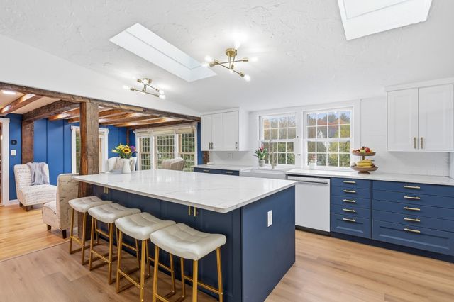 75 Concord Road, Chelmsford, MA 01824