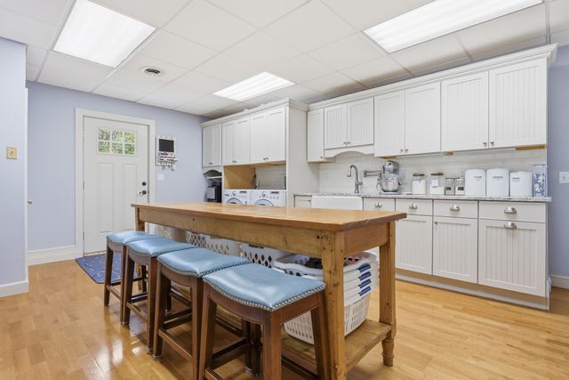 75 Concord Road, Chelmsford, MA 01824
