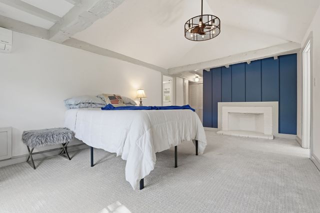 75 Concord Road, Chelmsford, MA 01824