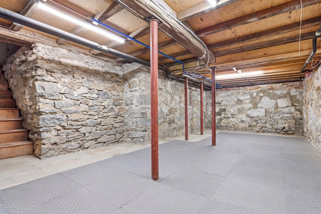 75 Concord Road, Chelmsford, MA 01824