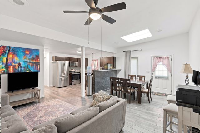 75 Concord Road, Chelmsford, MA 01824
