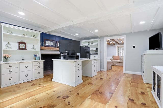 75 Concord Road, Chelmsford, MA 01824