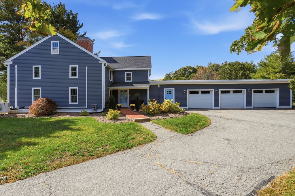 75 Concord Road, Chelmsford, MA 01824
