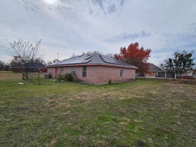 7933 N Cole Street, Nevada, TX 75173