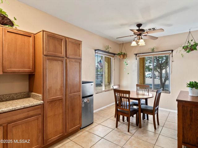 34625 S Corral Drive, Red Rock, AZ 85145