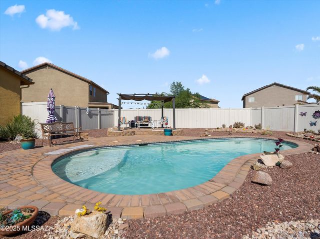 34625 S Corral Drive, Red Rock, AZ 85145