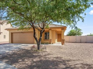 34625 S Corral Drive, Red Rock, AZ 85145