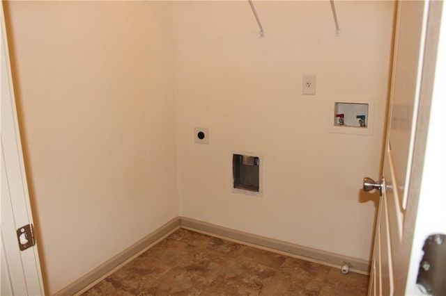 6065 Apple Rose Drive, Alpharetta, GA 30004