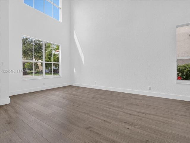 9648 Vineyard Court, Boca Raton, FL 33428