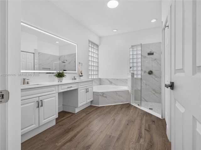 9648 Vineyard Court, Boca Raton, FL 33428