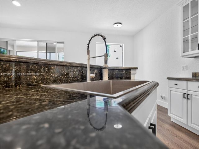 9648 Vineyard Court, Boca Raton, FL 33428