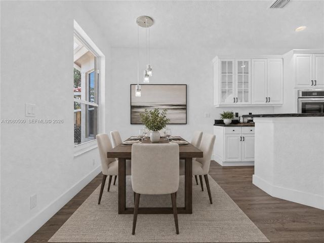 9648 Vineyard Court, Boca Raton, FL 33428