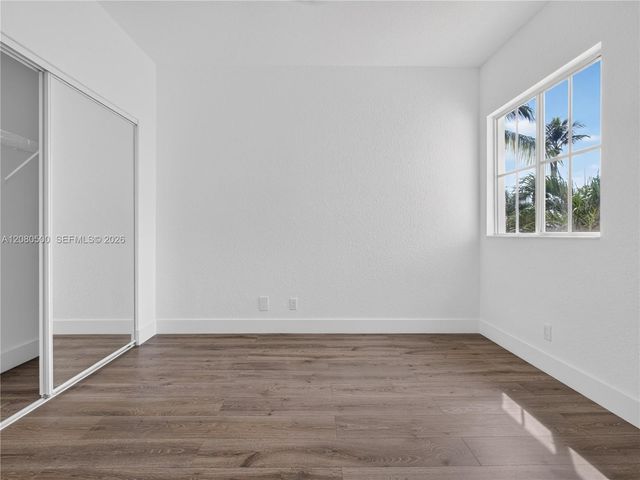 9648 Vineyard Court, Boca Raton, FL 33428