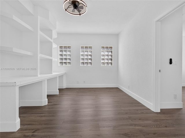 9648 Vineyard Court, Boca Raton, FL 33428