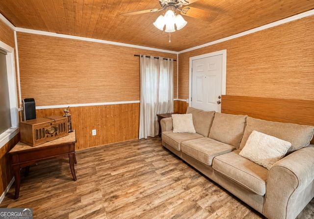 6285 Pond Avenue, Manor, GA 31550