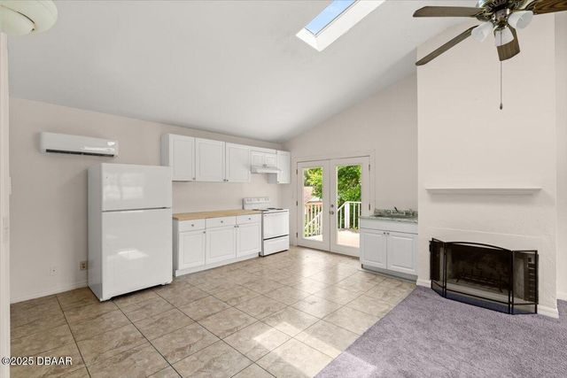 1195 10th Street, Daytona Beach, FL 32117