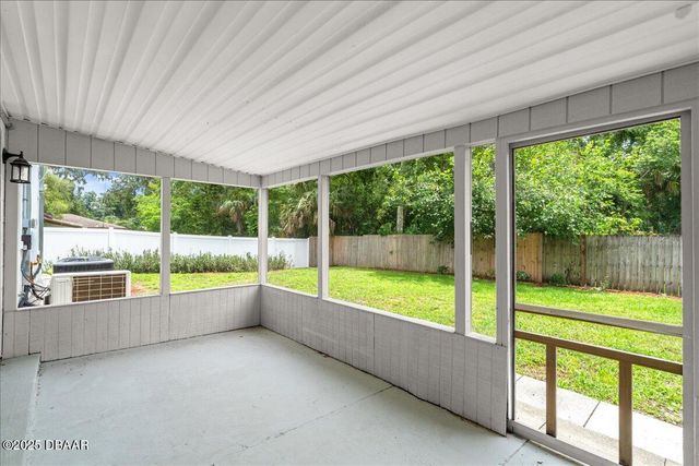 1195 10th Street, Daytona Beach, FL 32117