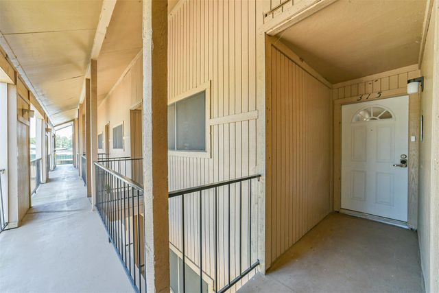 15575 Marina Drive 315C, Conroe, TX 77356