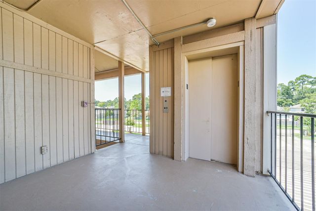 15575 Marina Drive 315C, Conroe, TX 77356