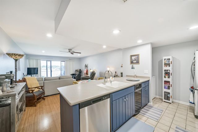 15575 Marina Drive 315C, Conroe, TX 77356