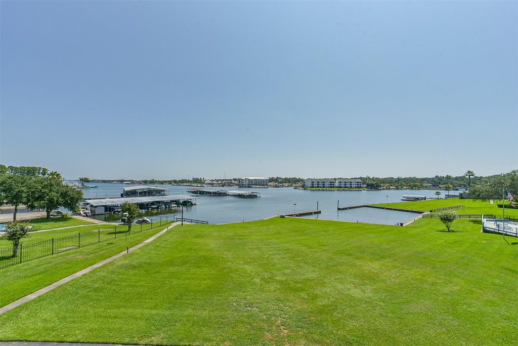 15575 Marina Drive 315C, Conroe, TX 77356