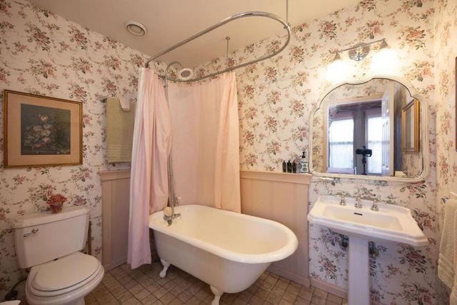 393 Stage Road, Pescadero, CA 94060