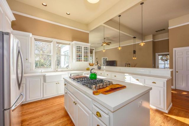 393 Stage Road, Pescadero, CA 94060