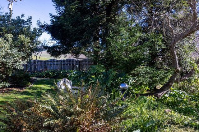 393 Stage Road, Pescadero, CA 94060