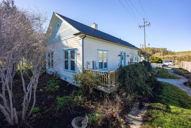 393 Stage Road, Pescadero, CA 94060