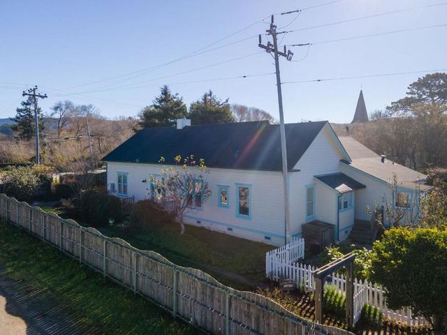 393 Stage Road, Pescadero, CA 94060