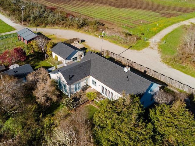 393 Stage Road, Pescadero, CA 94060