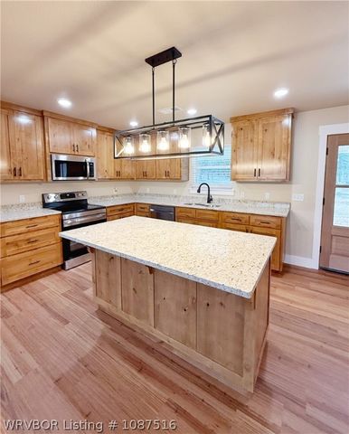 23478 Wolf Valley Road, Wister, OK 74966