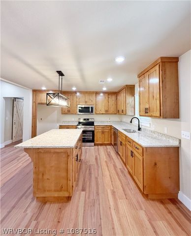 23478 Wolf Valley Road, Wister, OK 74966