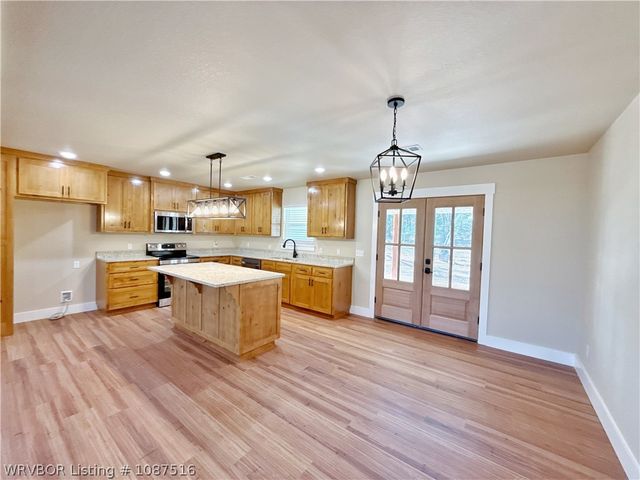 23478 Wolf Valley Road, Wister, OK 74966