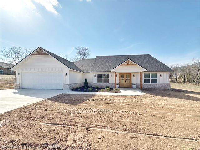 23478 Wolf Valley Road, Wister, OK 74966