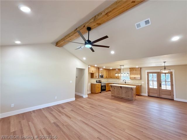 23478 Wolf Valley Road, Wister, OK 74966