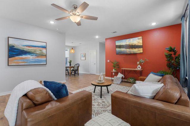 700 S Church ST, Lockhart, TX 78644