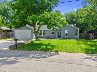700 S Church ST, Lockhart, TX 78644